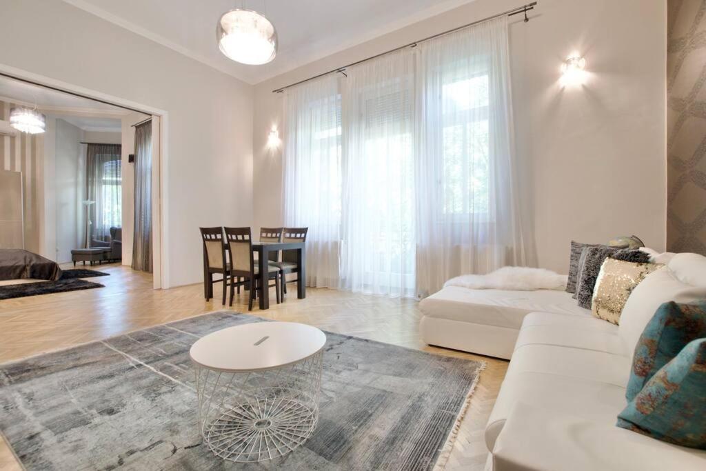 Premium Apartment By Hi5 - Lendvay Palace Budapeszt Zewnętrze zdjęcie